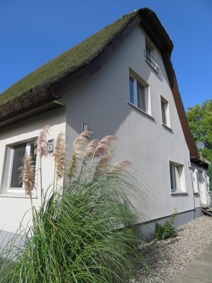 Boddenhaus Darss Apartment Wieck Exterior photo